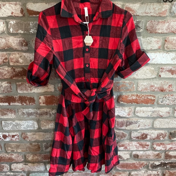 Pinkblush Dresses & Skirts - Buffalo print dress